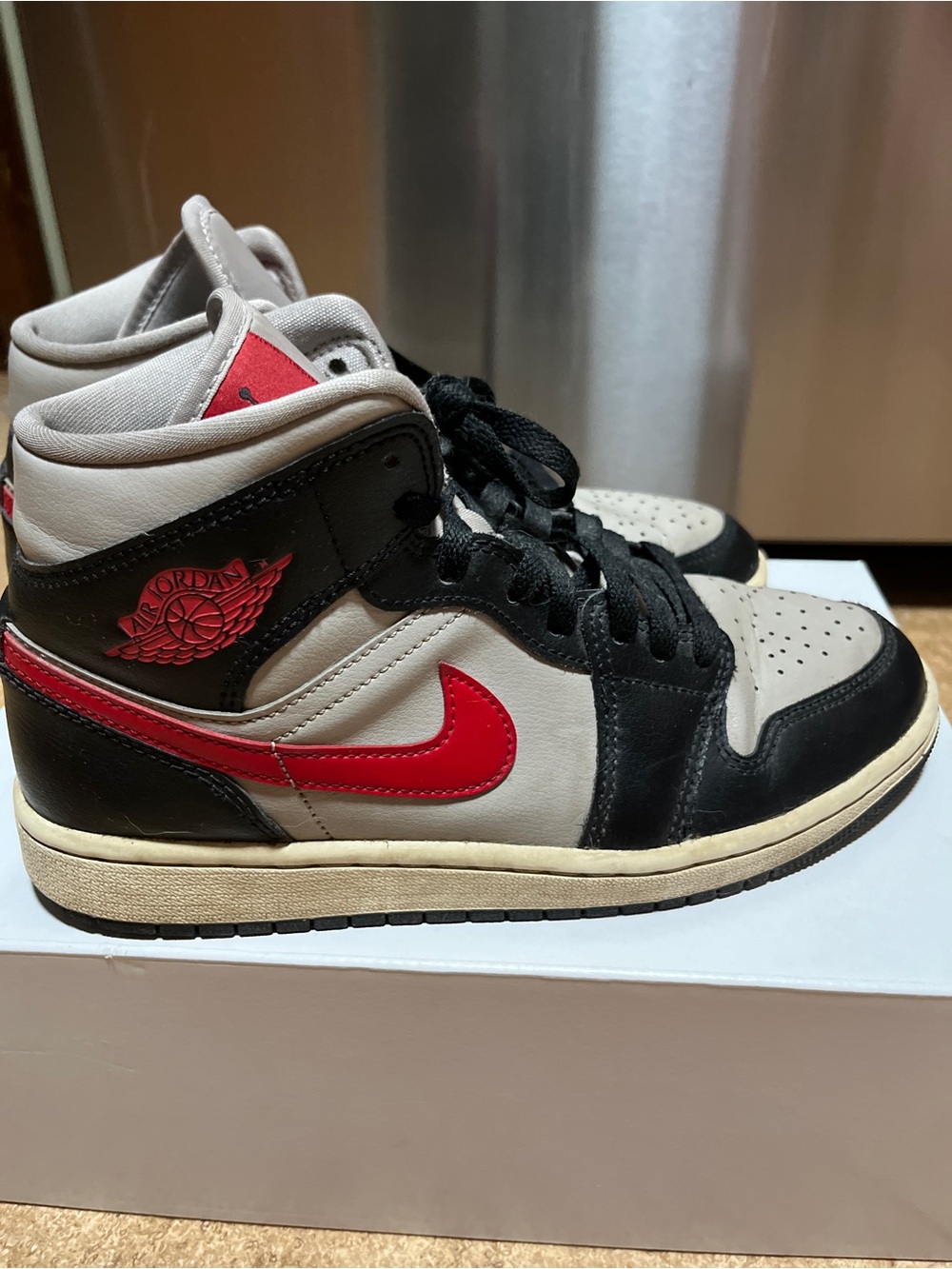 Air Jordan Womens High-Top Sneakers in Grey, Black & Red